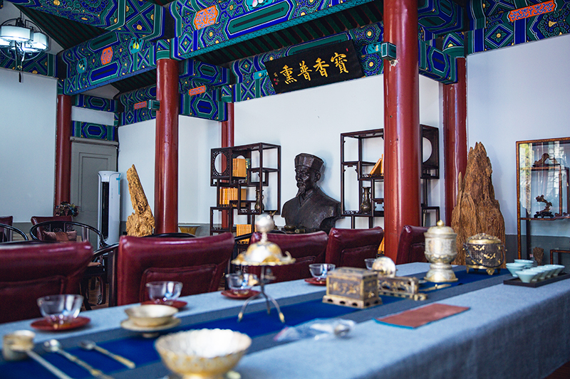 中国民俗学会中国香文化研究中心成立四周年庆典<br/>暨《香志·香圣黄庭坚》新书发布会在京成功举办